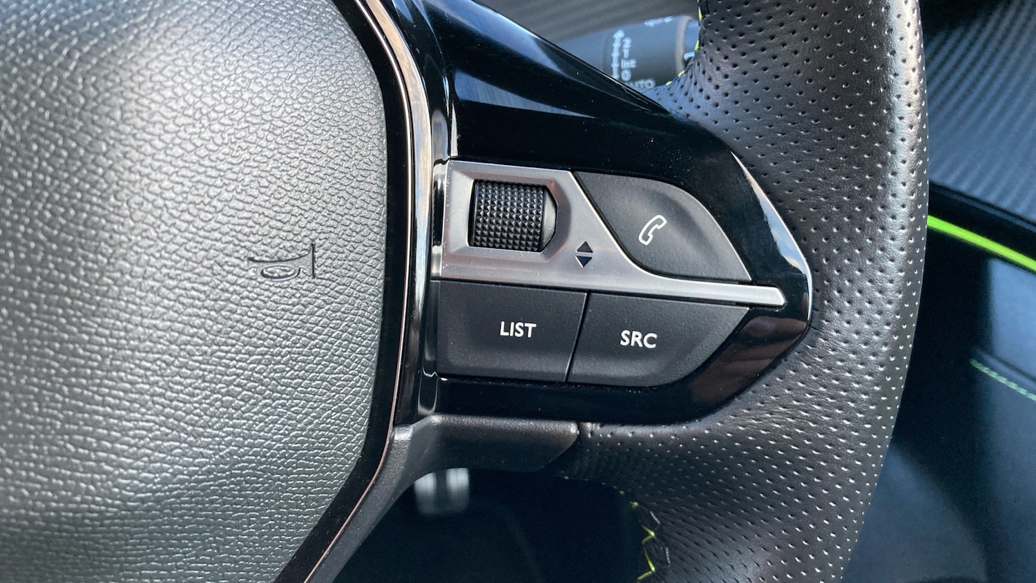 Used Peugeot 2008 2022 for sale - 76831527: Photo 29