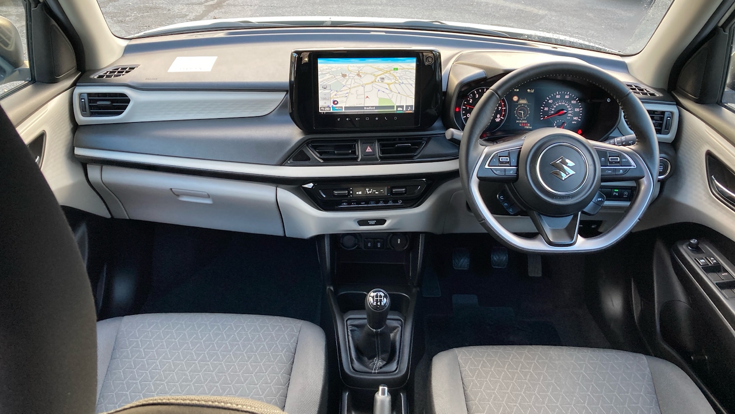 Used Suzuki Swift 2024 for sale - 76401916: Photo 10