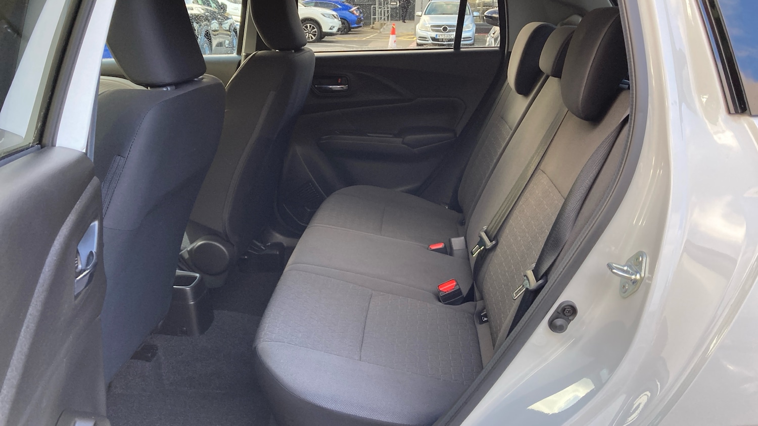 Used Suzuki Swift 2024 for sale - 76401916: Photo 16