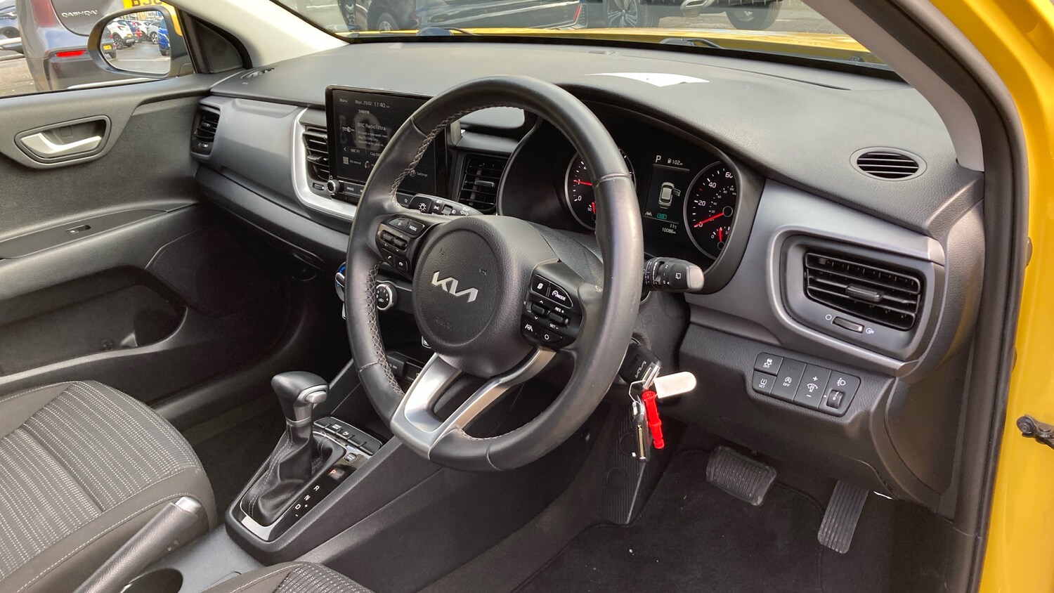 Used Kia Stonic 2022 for sale - 77689132: Photo 11