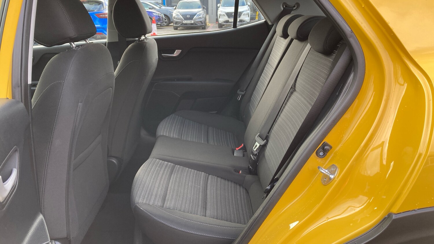 Used Kia Stonic 2022 for sale - 77689132: Photo 16