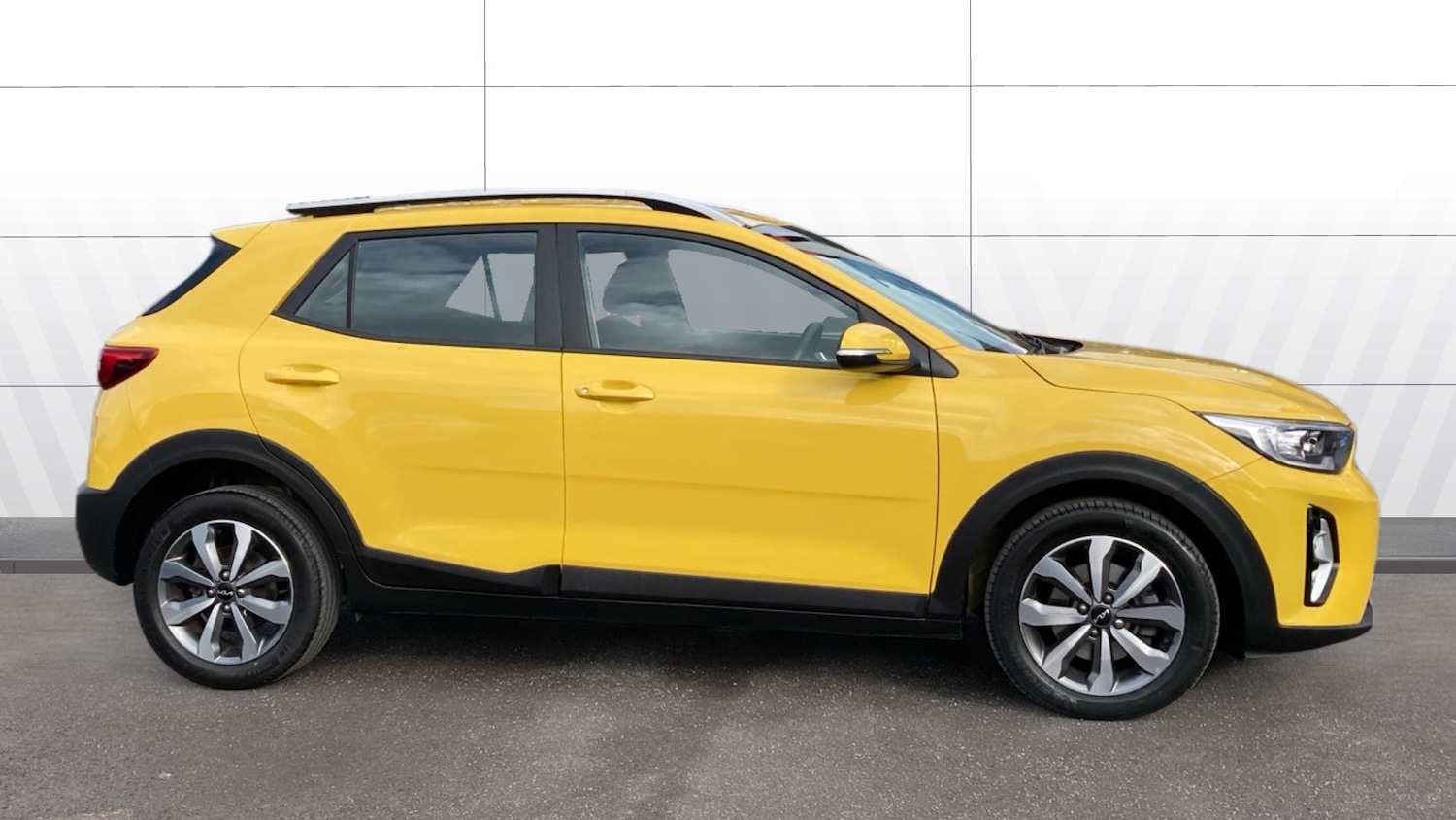 Used Kia Stonic 2022 for sale - 77689132: Photo 5