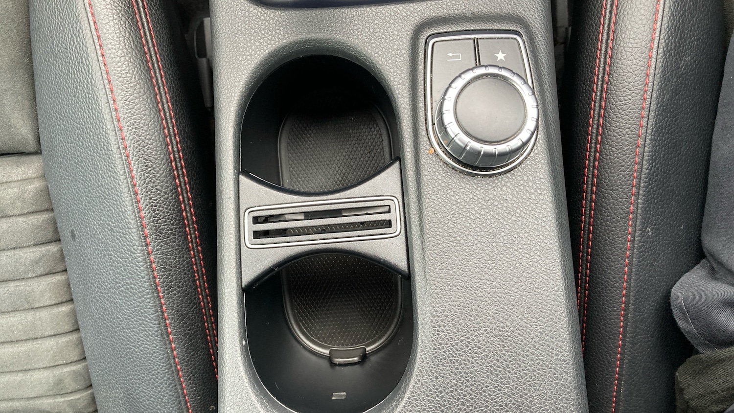 Used Mercedes-Benz GLA 2016 for sale - 77774367: Photo 26