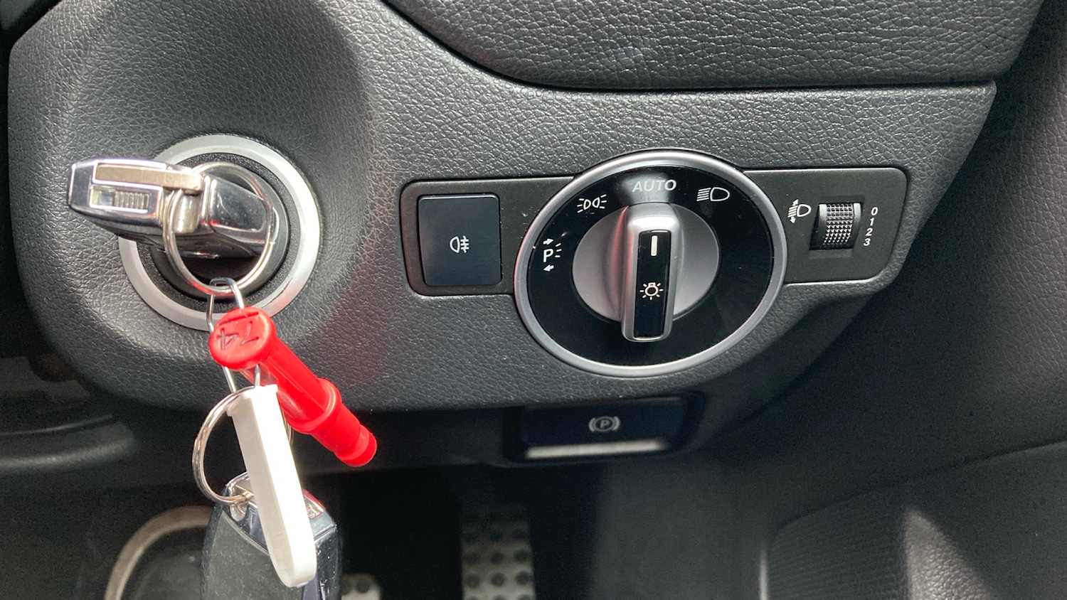 Used Mercedes-Benz GLA 2016 for sale - 77774367: Photo 29