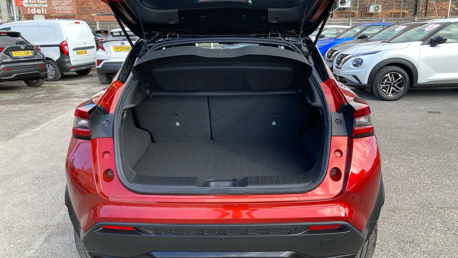 Used Nissan Juke 2023 for sale - 78166083: Photo 4