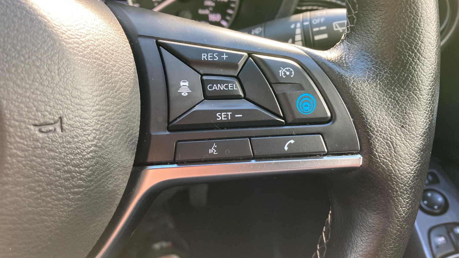 Used Nissan Juke 2023 for sale - 76037488: Photo 33