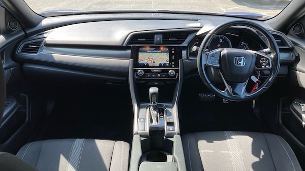 Used Honda Civic 2018 for sale - 76284459: Photo 10