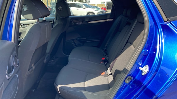 Used Honda Civic 2018 for sale - 76284459: Photo 16