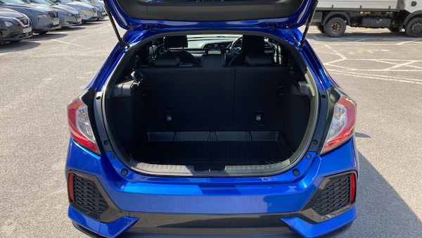 Used Honda Civic 2018 for sale - 76284459: Photo 4