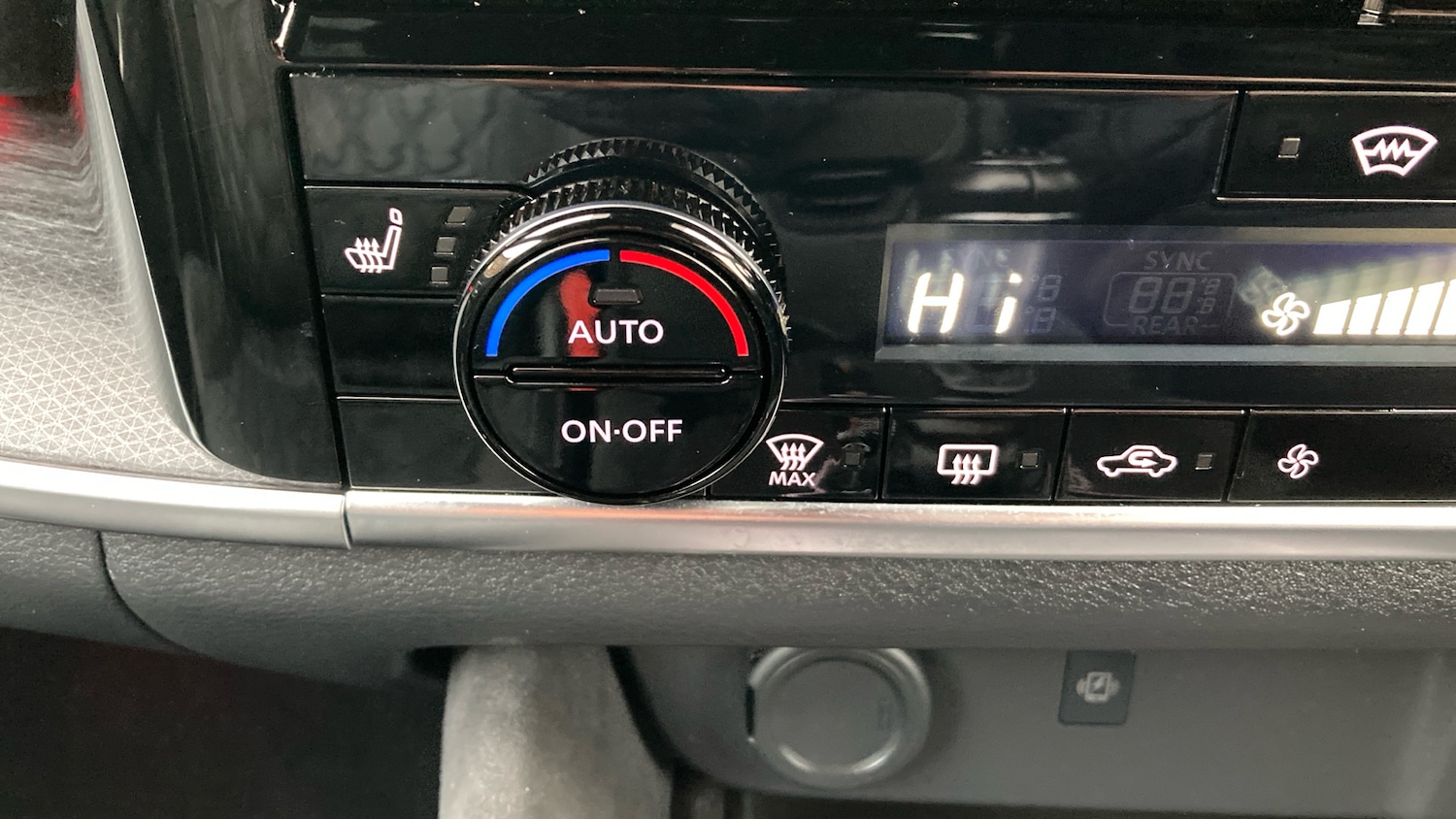 Used Nissan Qashqai 2025 for sale - 77663296: Photo 28