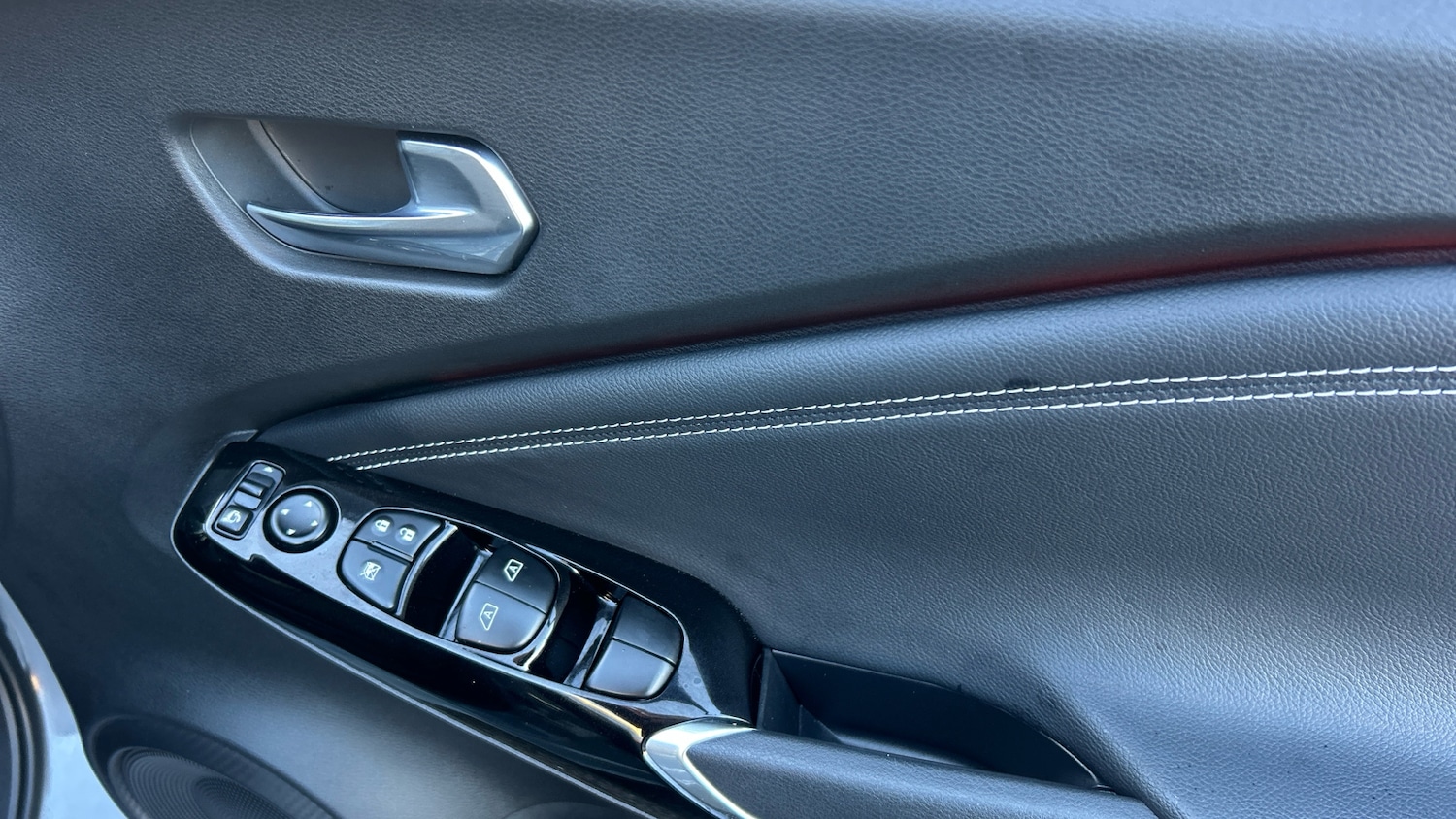 Used Nissan Juke 2024 for sale - 77063829: Photo 28