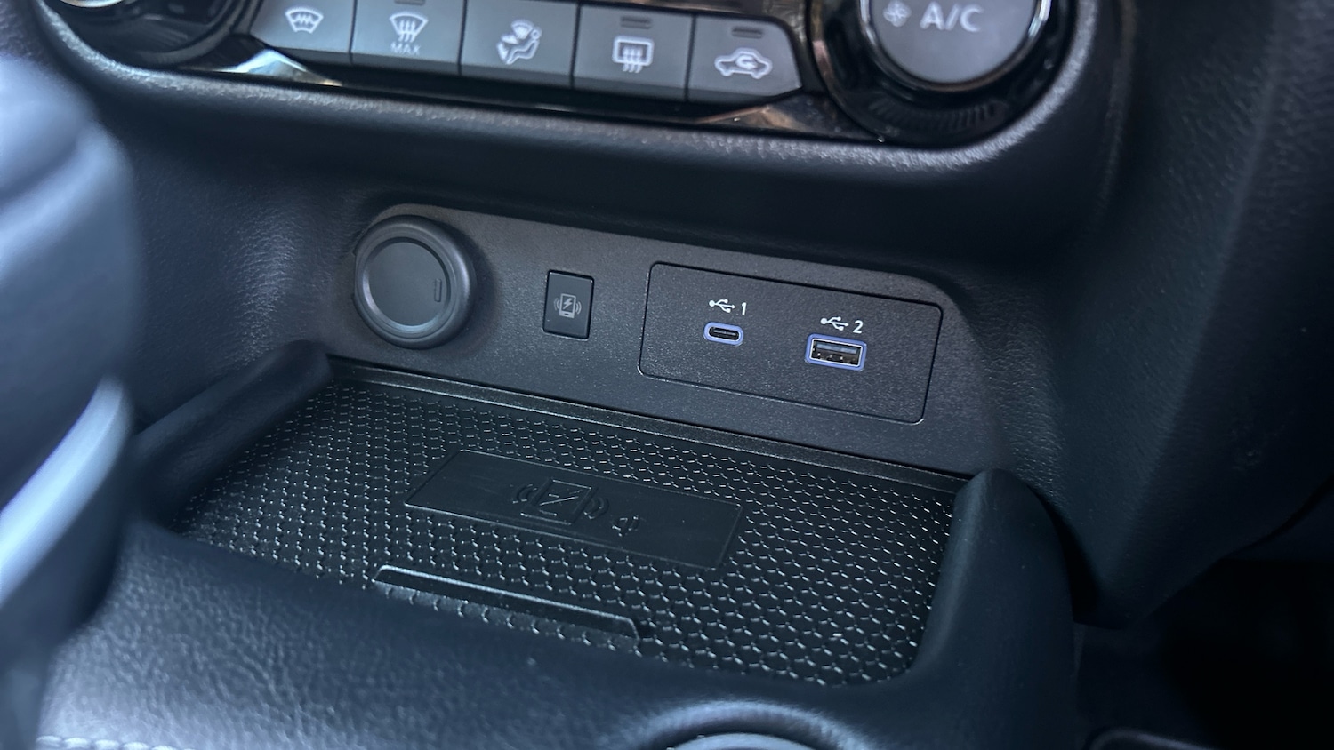 Used Nissan Juke 2024 for sale - 77063829: Photo 41