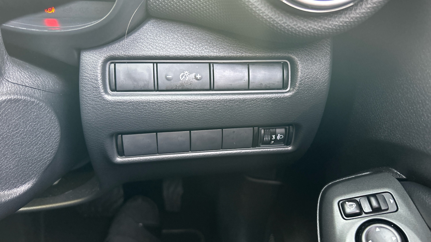 Used Nissan Juke 2024 for sale - 77046127: Photo 38