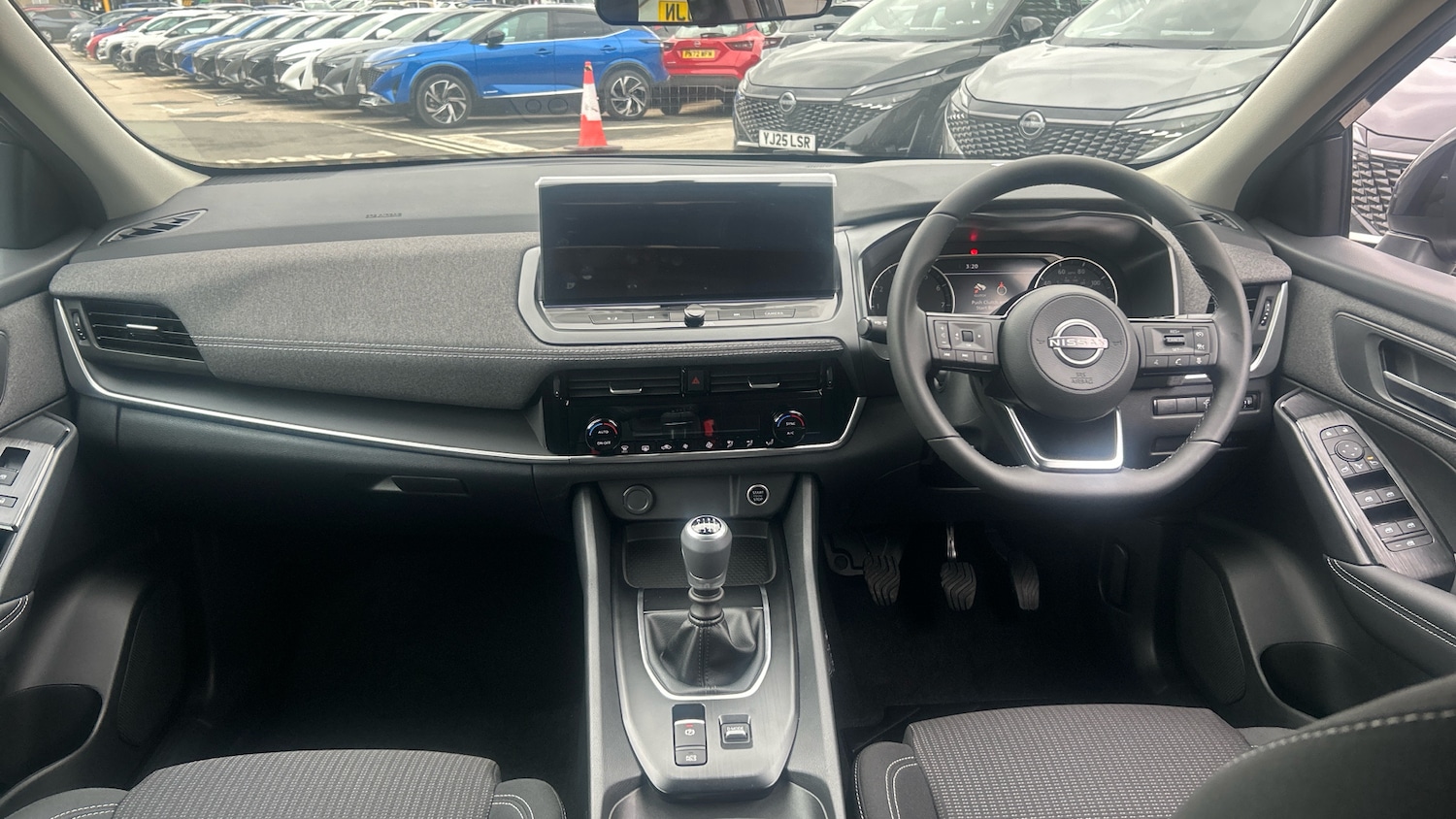 Used Nissan Qashqai 2025 for sale - 76040599: Photo 10
