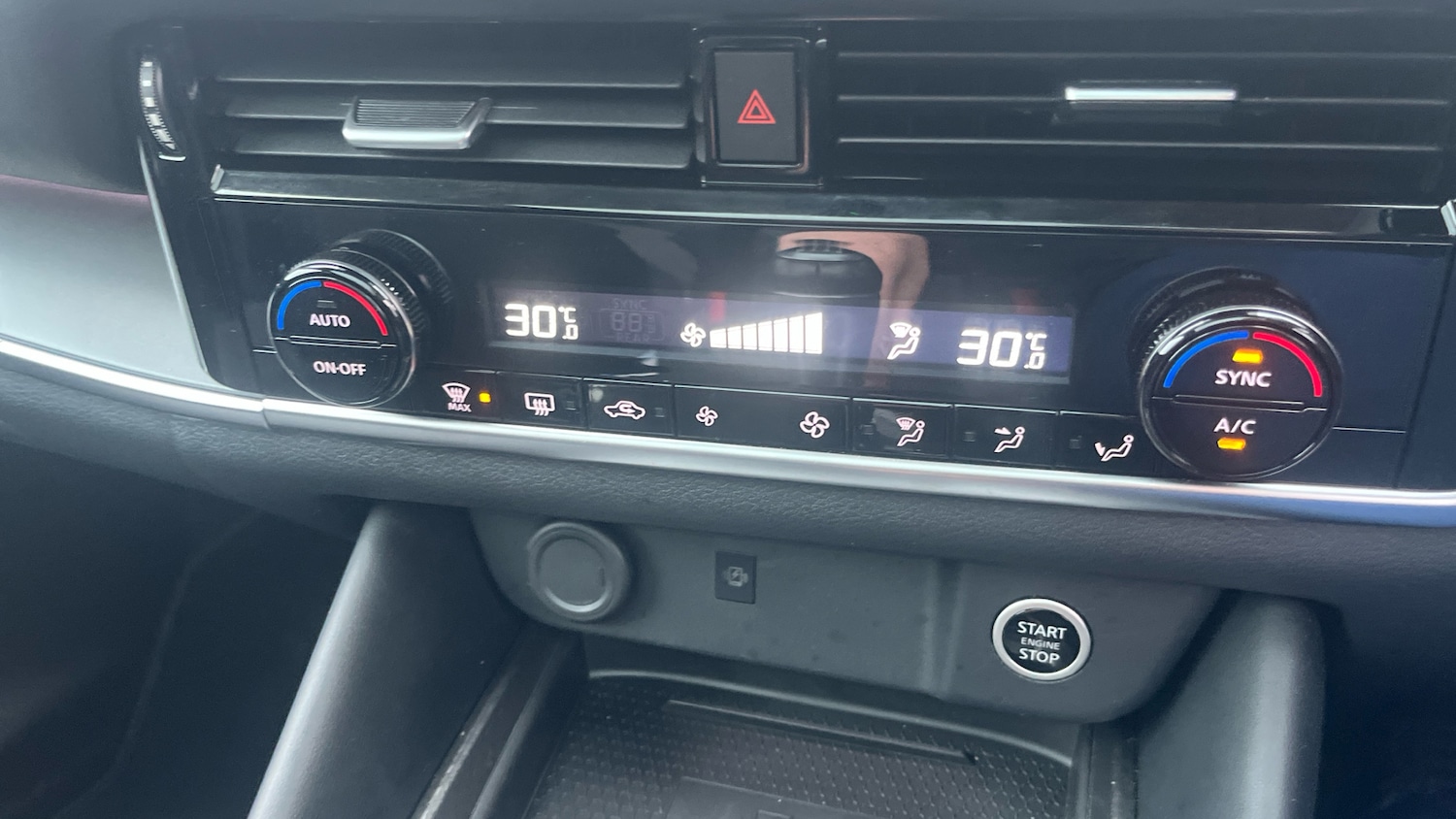 Used Nissan Qashqai 2024 for sale - 77326734: Photo 24