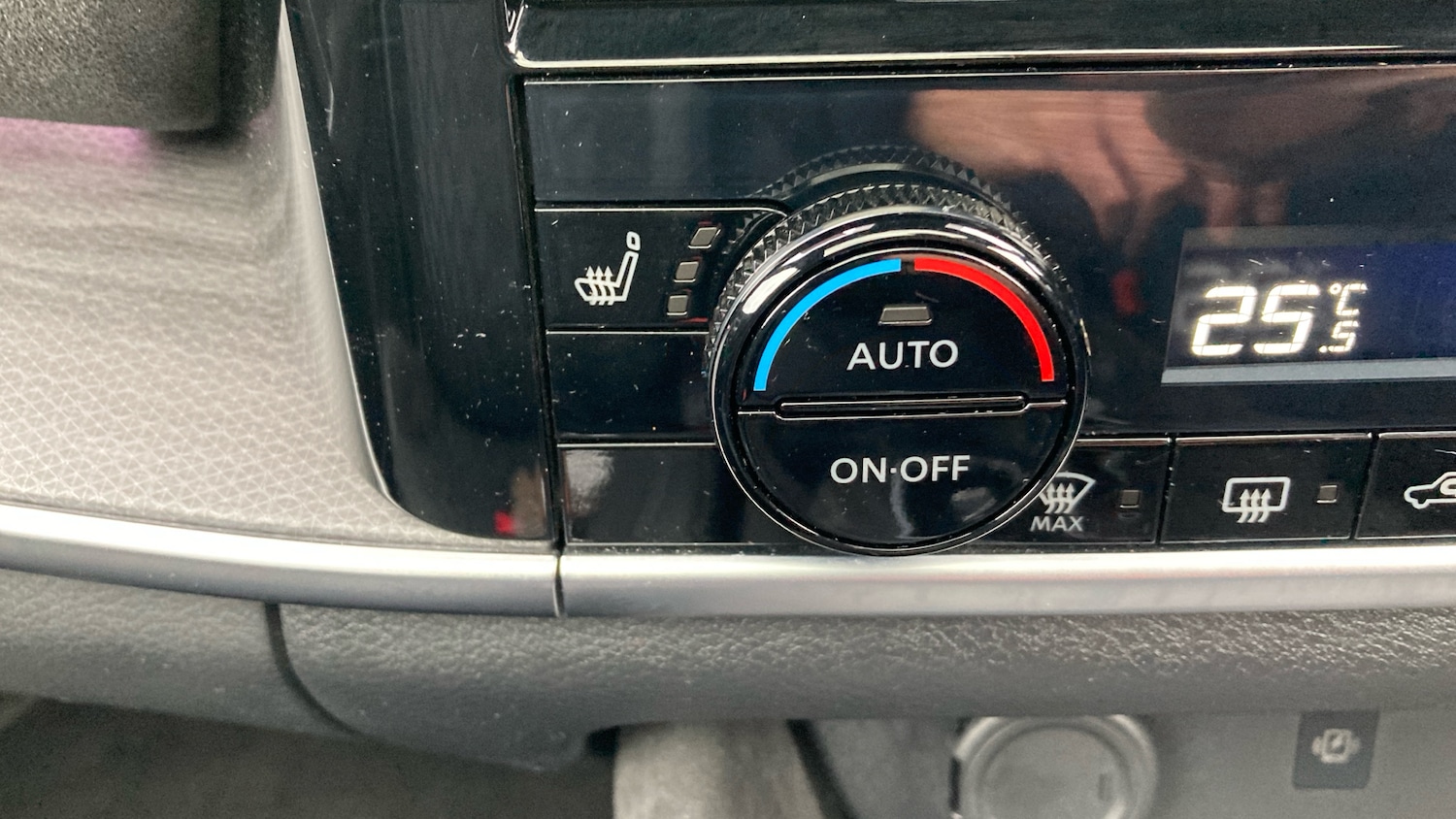 Used Nissan Qashqai 2024 for sale - 77063833: Photo 28