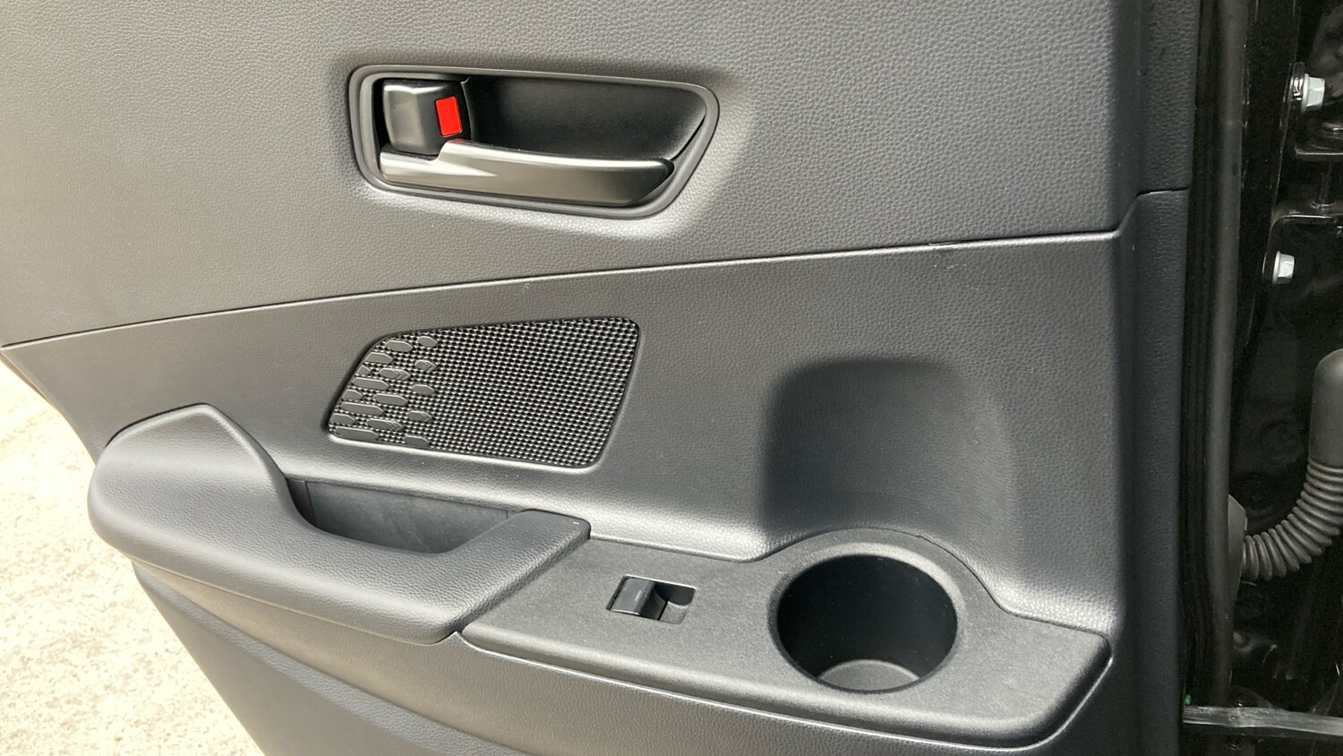 Used Toyota C-HR 2024 for sale - 77902298: Photo 22