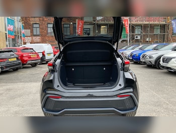 Used Toyota C-HR 2024 for sale - 77902298: Photo