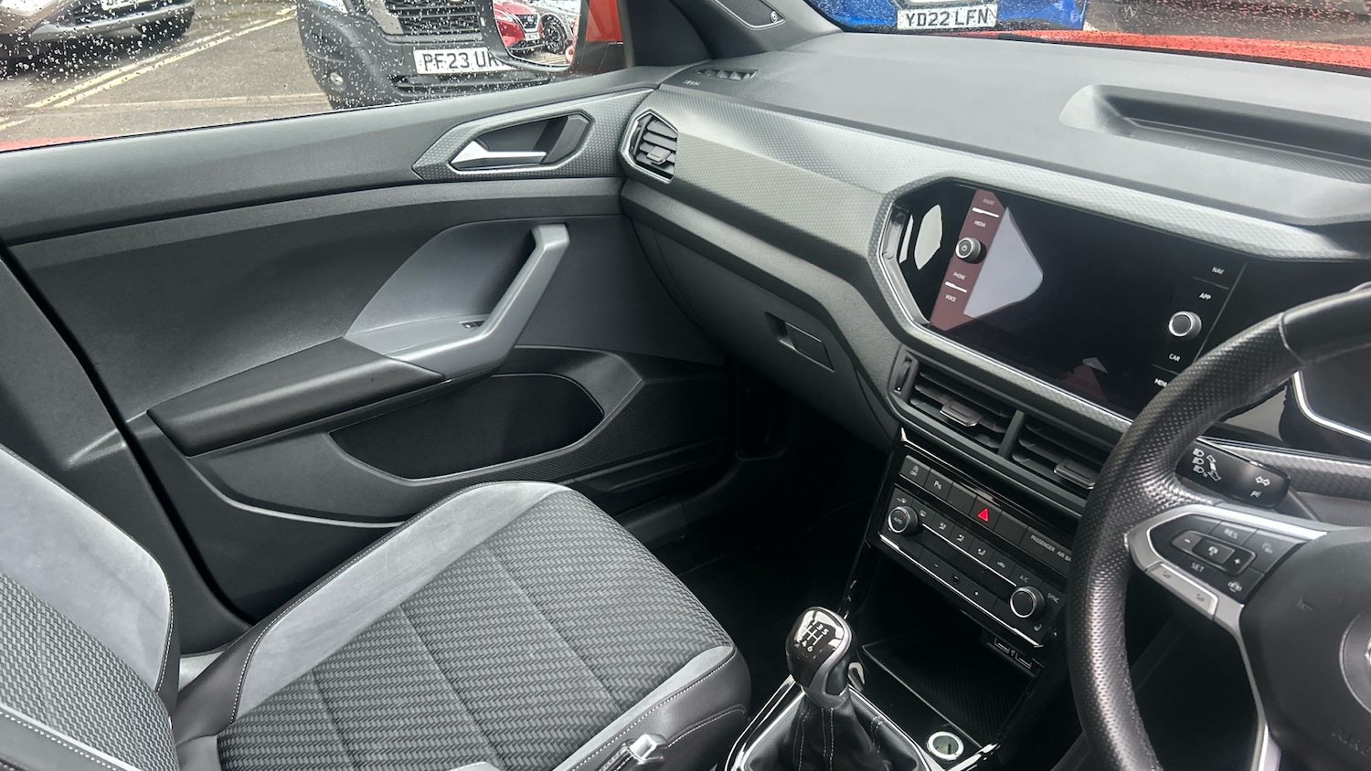 Used Volkswagen T-Cross 2019 for sale - 77054855: Photo 14