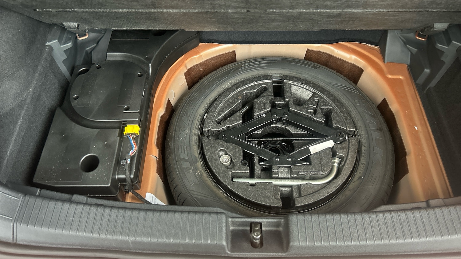 Used Volkswagen T-Cross 2019 for sale - 77054855: Photo 30