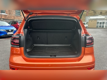 Used Volkswagen T-Cross 2019 for sale - 77054855: Photo