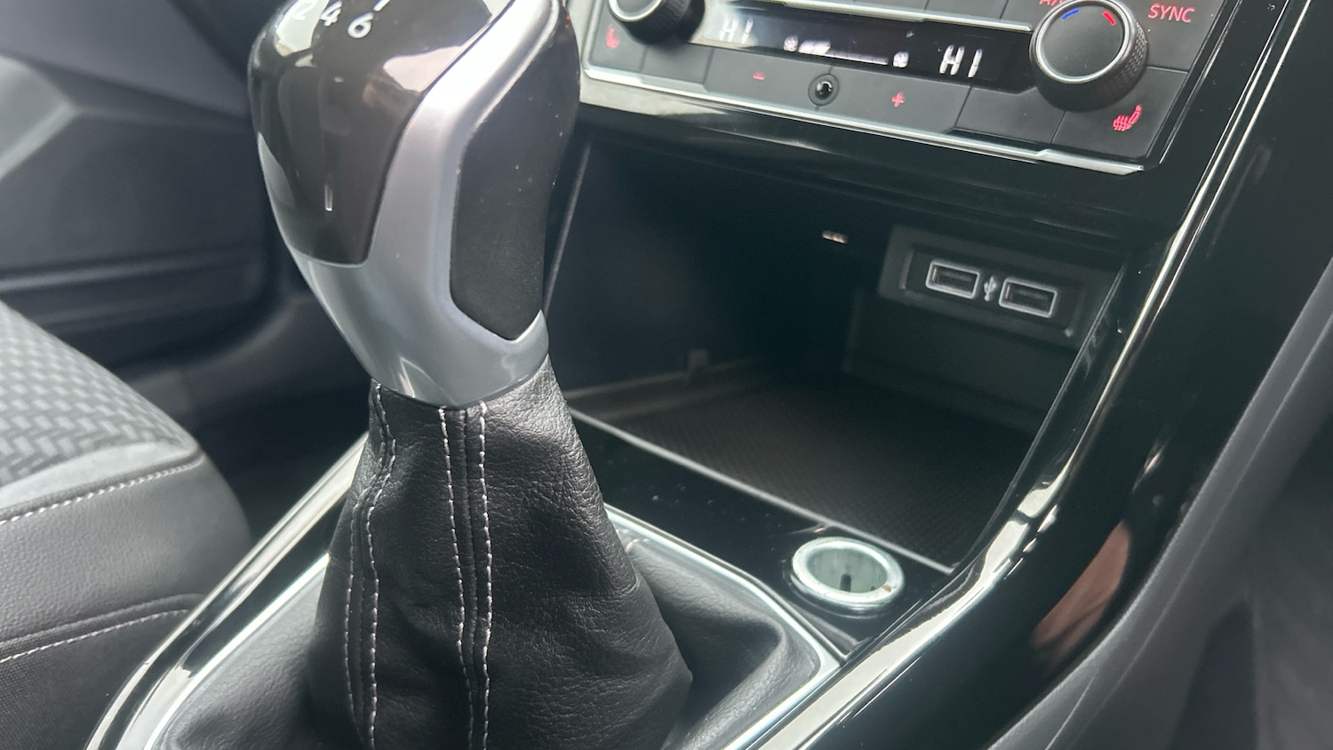 Used Volkswagen T-Cross 2019 for sale - 77054855: Photo 54