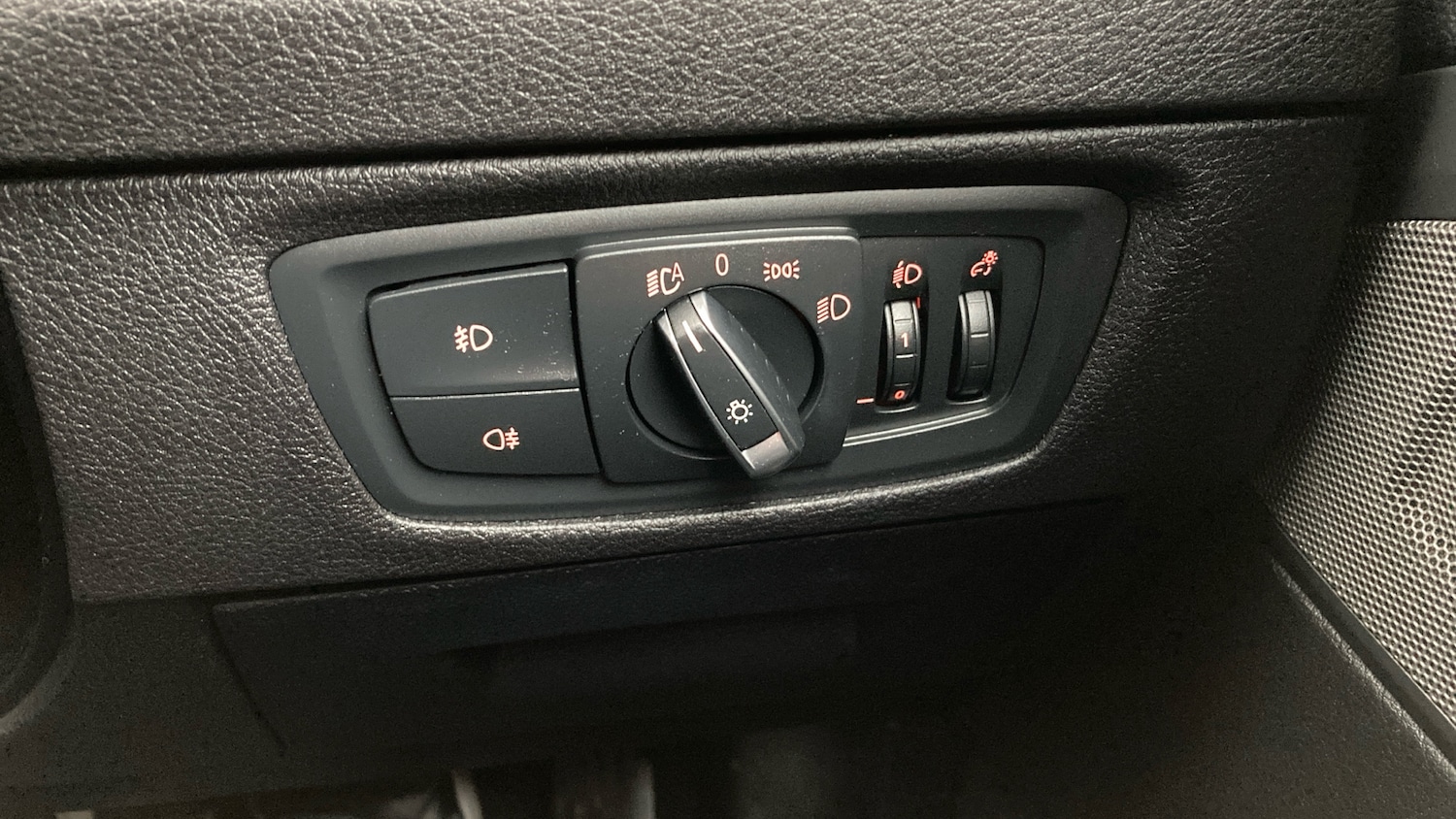 Used BMW 1 Series 2019 for sale - 77325960: Photo 24