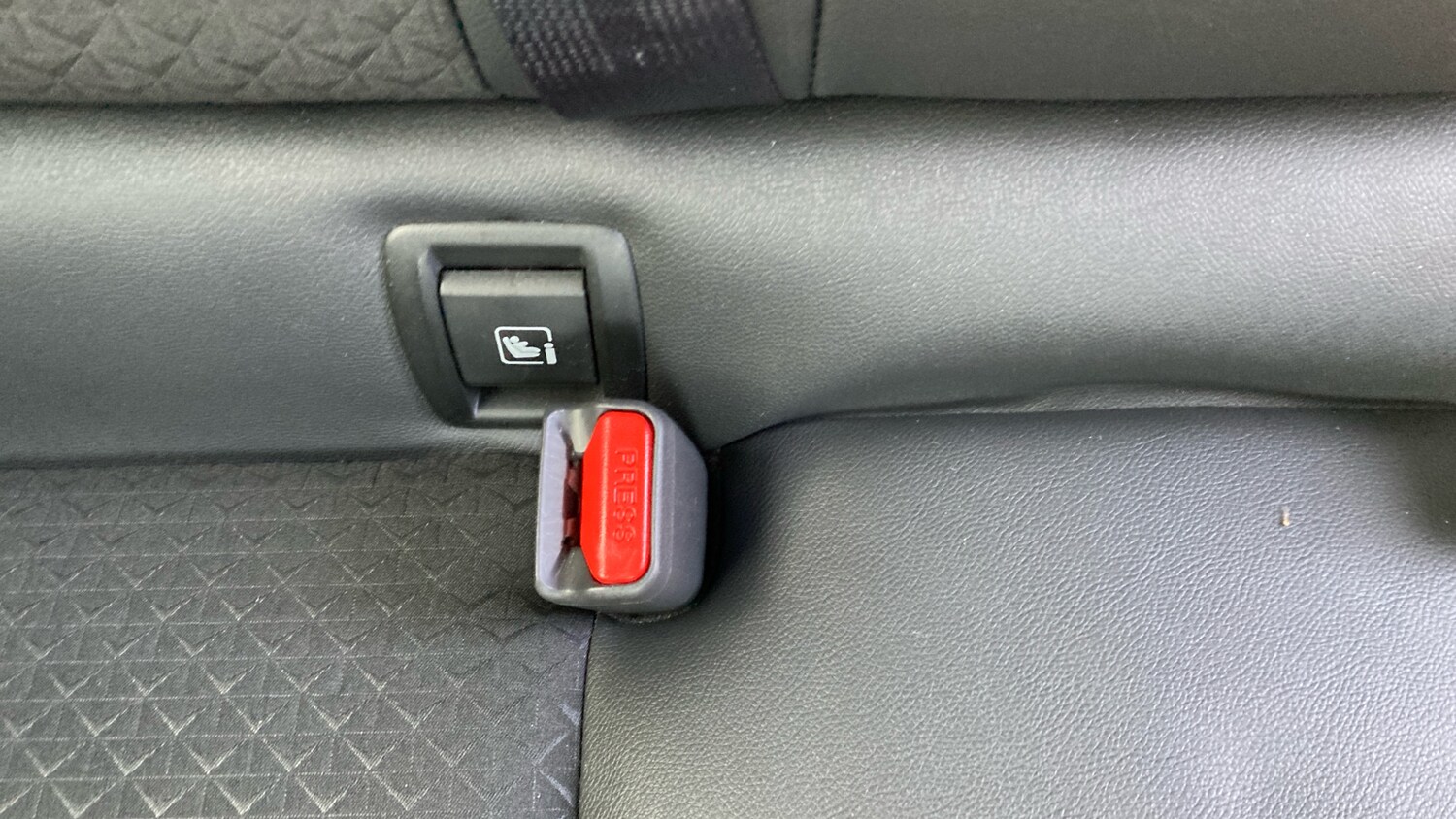 Used Nissan Juke 2024 for sale - 77653543: Photo 17