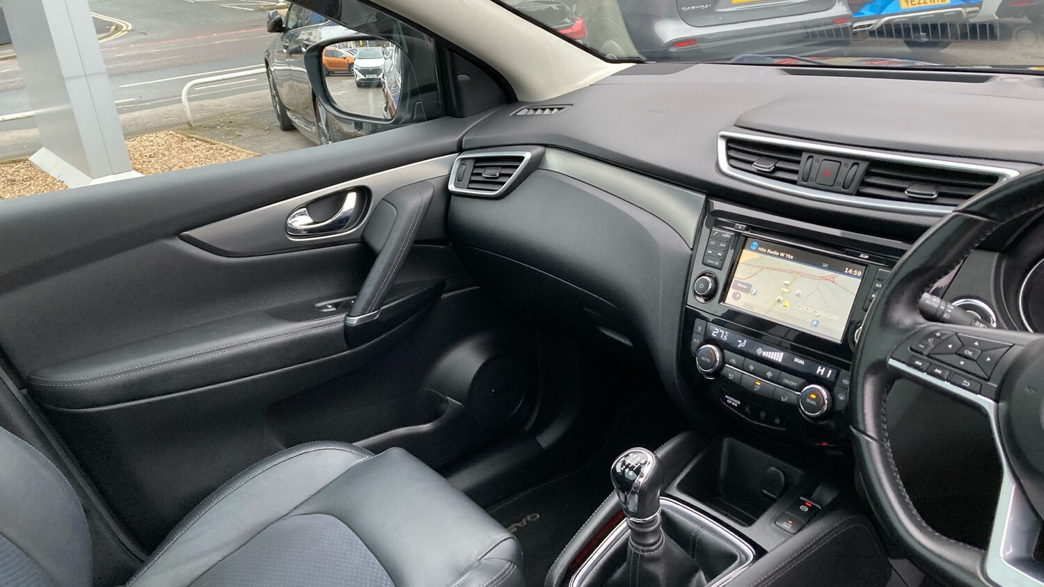 Used Nissan Qashqai 2017 for sale - 77578647: Photo 14