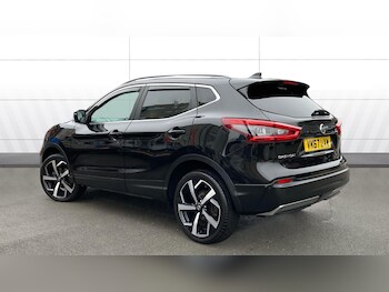 Used Nissan Qashqai 2017 for sale - 77578647: Photo