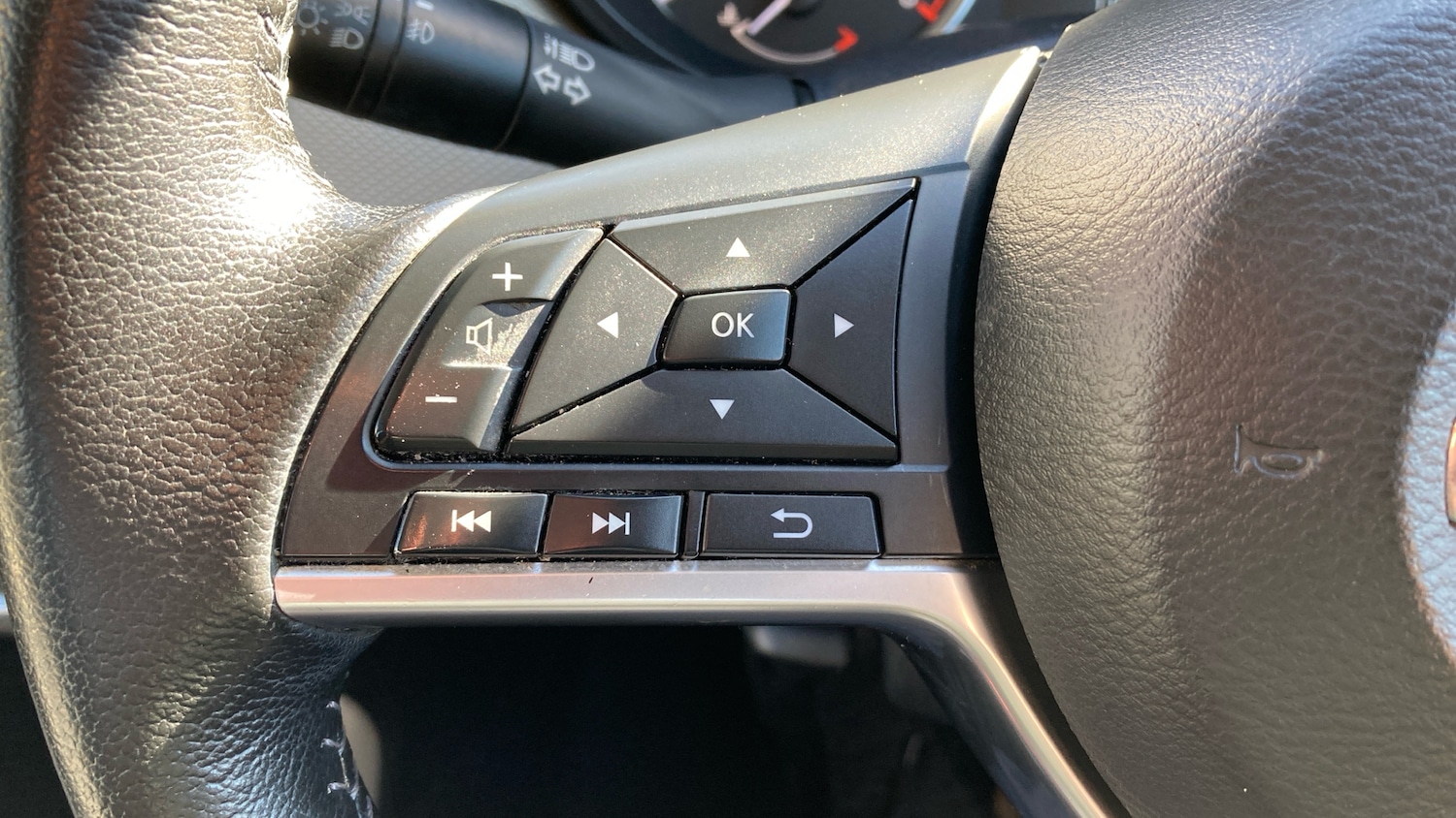 Used Nissan Micra 2020 for sale - 77968499: Photo 24