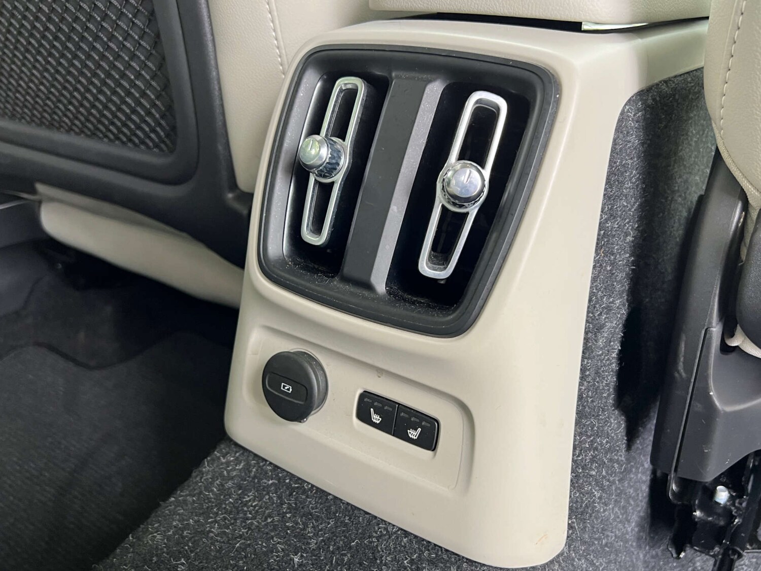 Used Volvo XC40 2020 for sale - 75933661: Photo 23