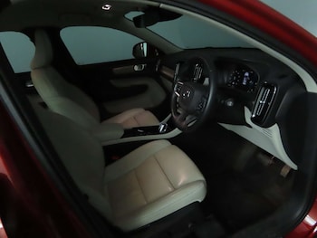 Used Volvo XC40 2020 for sale - 75933661: Photo