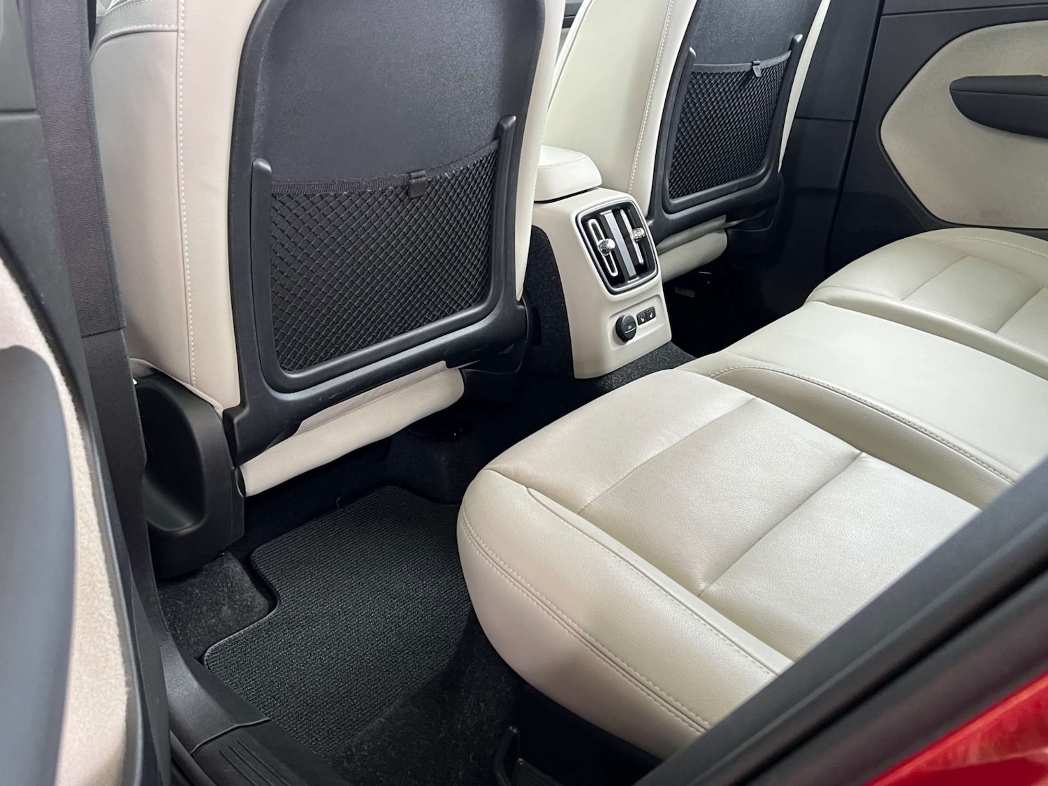 Used Volvo XC40 2020 for sale - 75933661: Photo 33