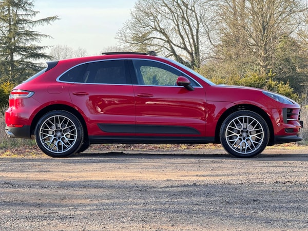 Used Porsche Macan 2021 for sale - 73900132: Photo 10
