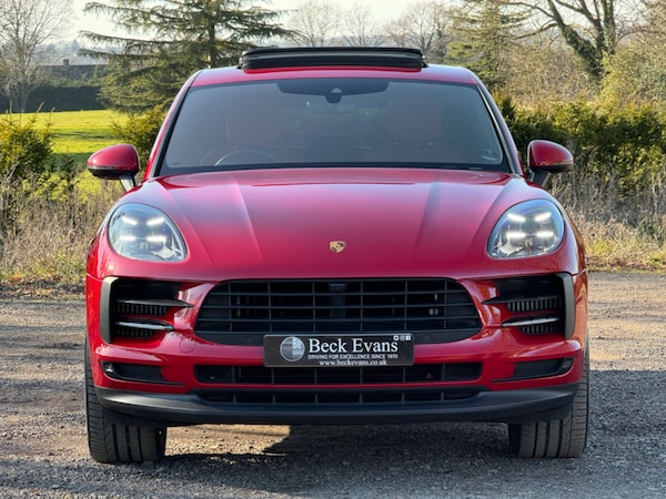 Used Porsche Macan 2021 for sale - 73900132: Photo 11