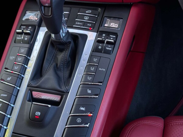 Used Porsche Macan 2021 for sale - 73900132: Photo 41