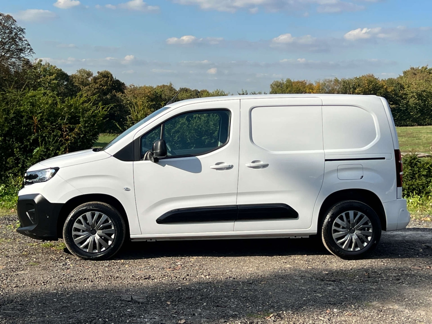 Used Peugeot Partner 2024 for sale - 76077945: Photo 13