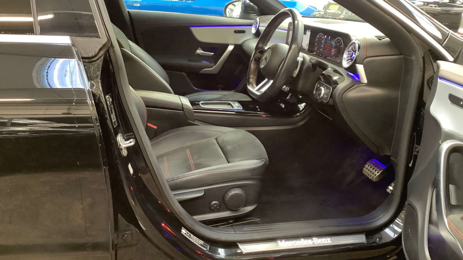 Used Mercedes-Benz CLA 2023 for sale - 76973952: Photo 2