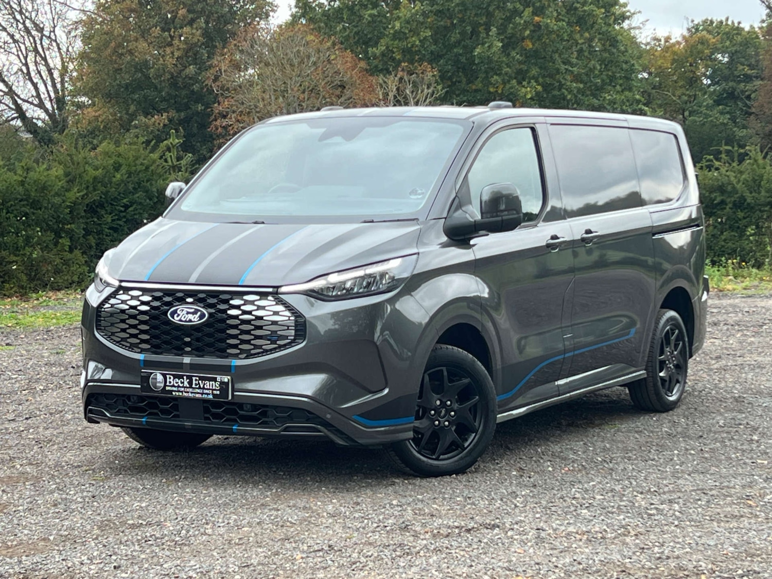 Used Ford Transit Custom 2024 for sale - 76197186: Photo 1