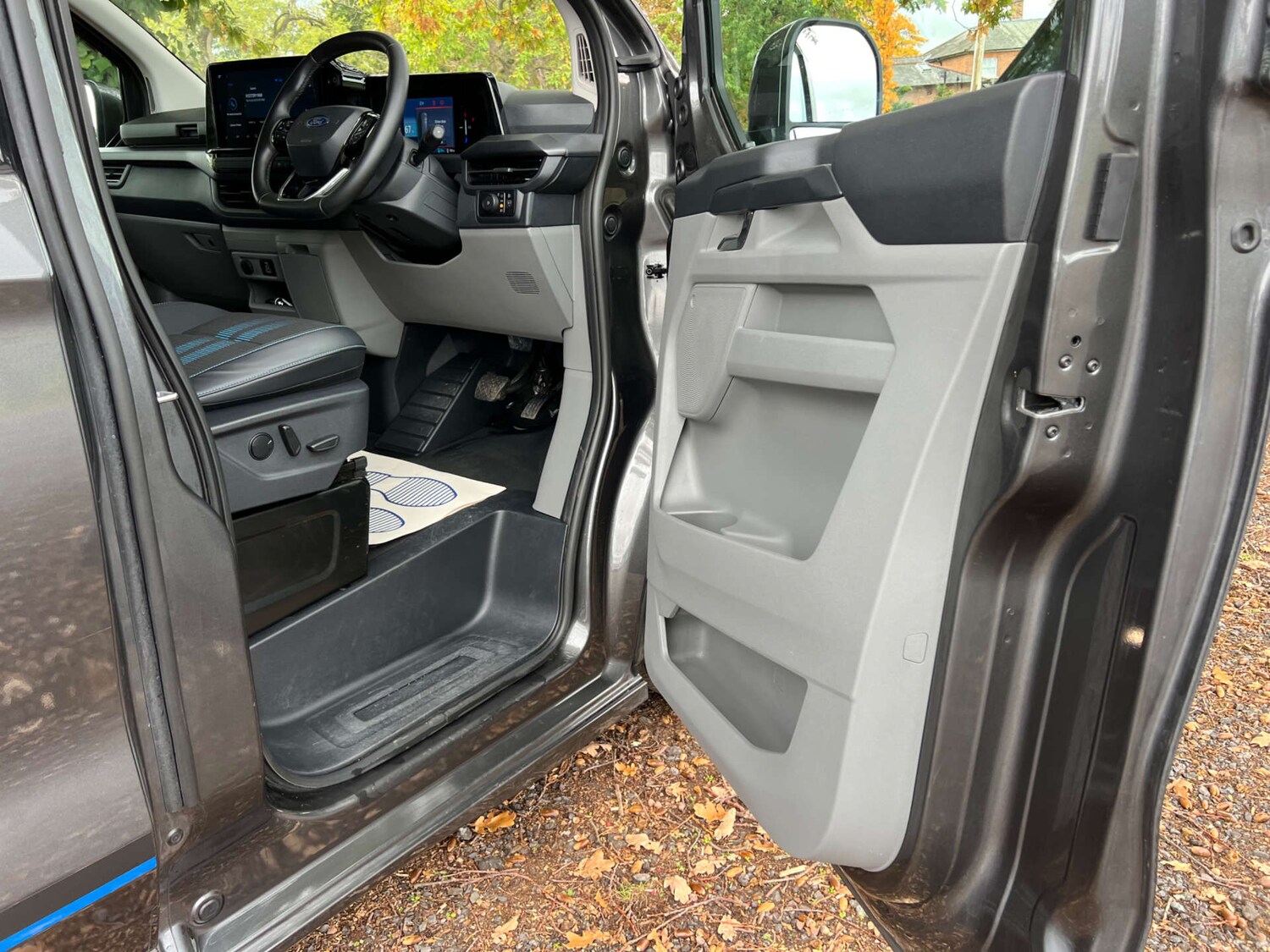 Used Ford Transit Custom 2024 for sale - 76197186: Photo 32