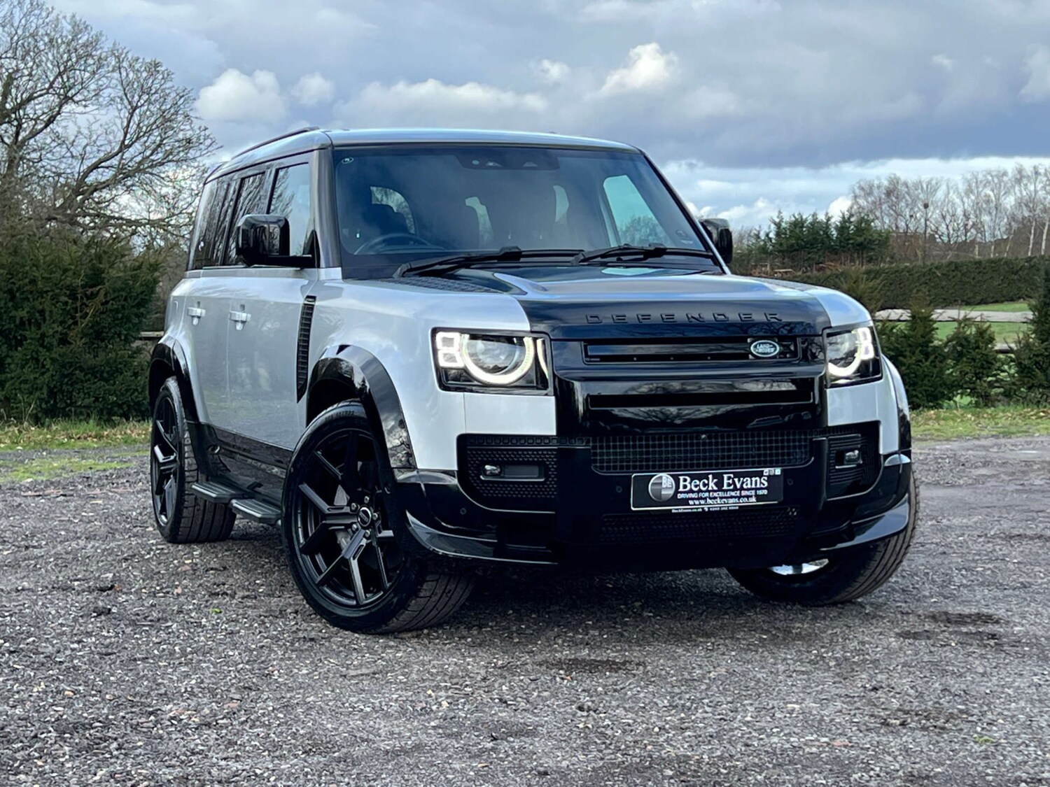 Used Land Rover Defender 2023 for sale - 77523109: Photo 13
