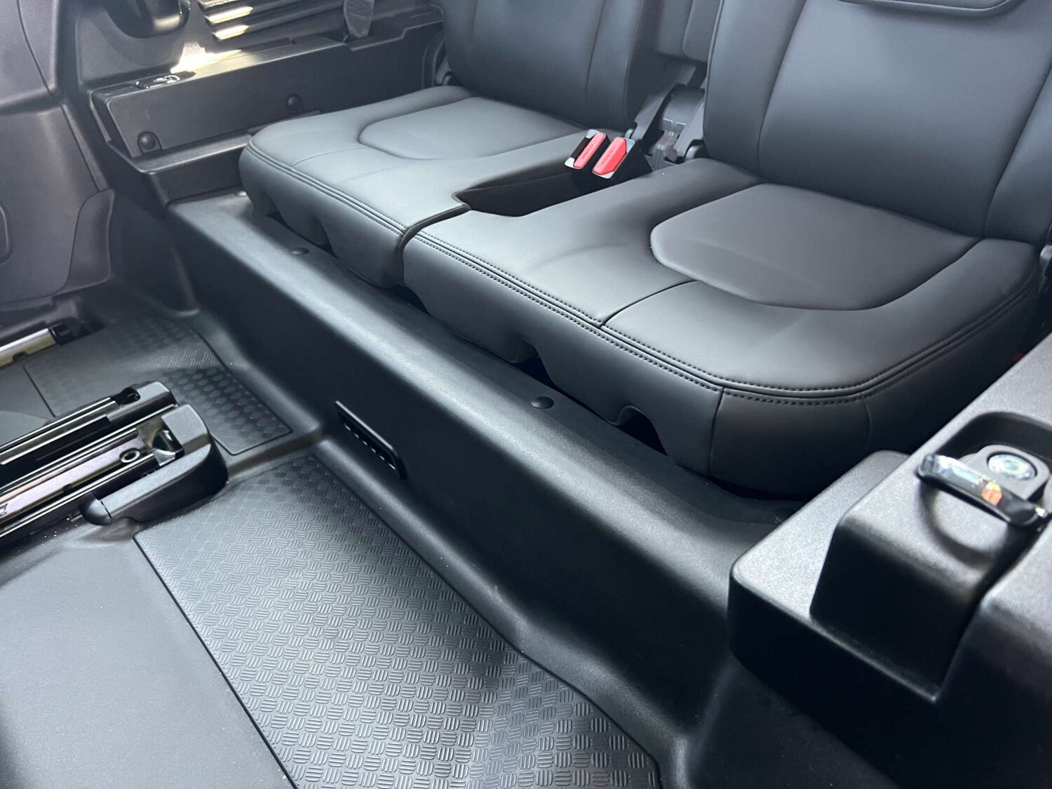 Used Land Rover Defender 2023 for sale - 77523109: Photo 22