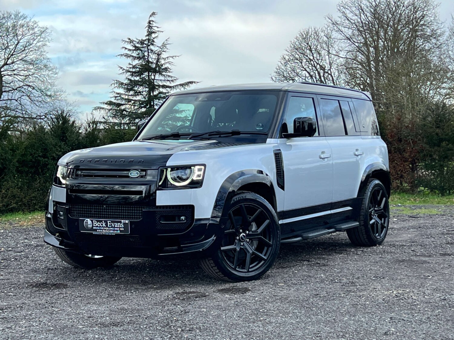 Used Land Rover Defender 2023 for sale - 77523109: Photo 31