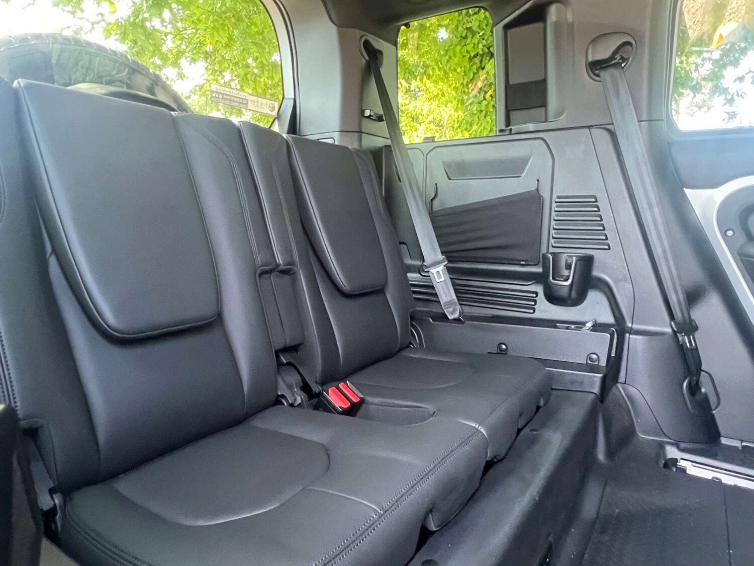 Used Land Rover Defender 2023 for sale - 77523109: Photo 32