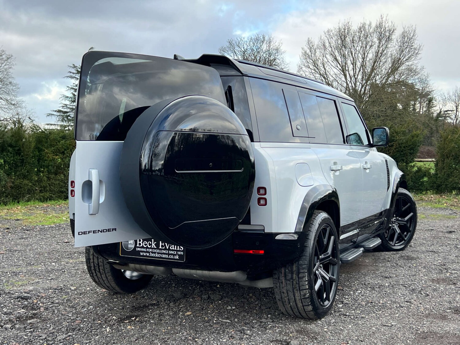 Used Land Rover Defender 2023 for sale - 77523109: Photo 46