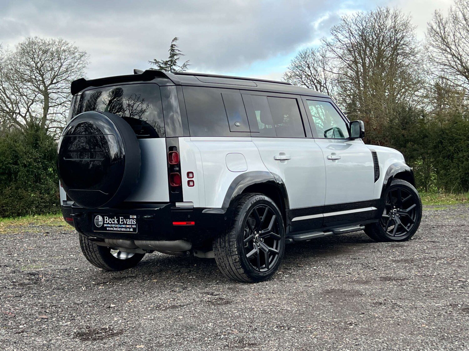 Used Land Rover Defender 2023 for sale - 77523109: Photo 50