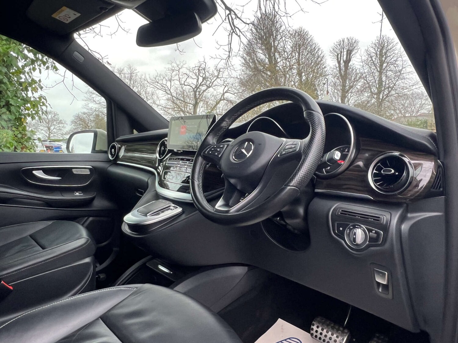 Used Mercedes-Benz V-Class 2021 for sale - 77045737: Photo 37