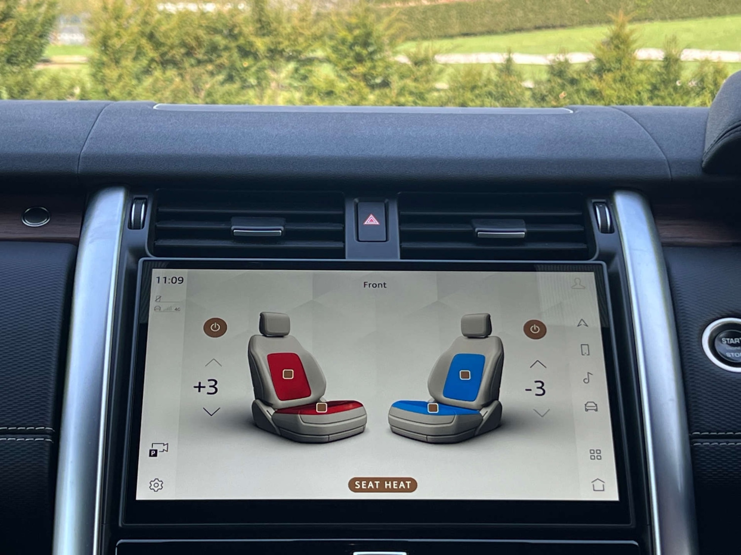 Used Land Rover Discovery 2023 for sale - 78196749: Photo 13