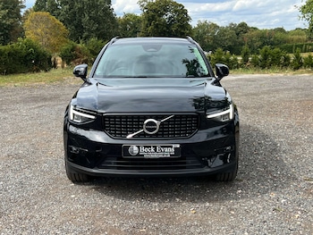 Used Volvo XC40 2023 for sale - 79546541: Photo